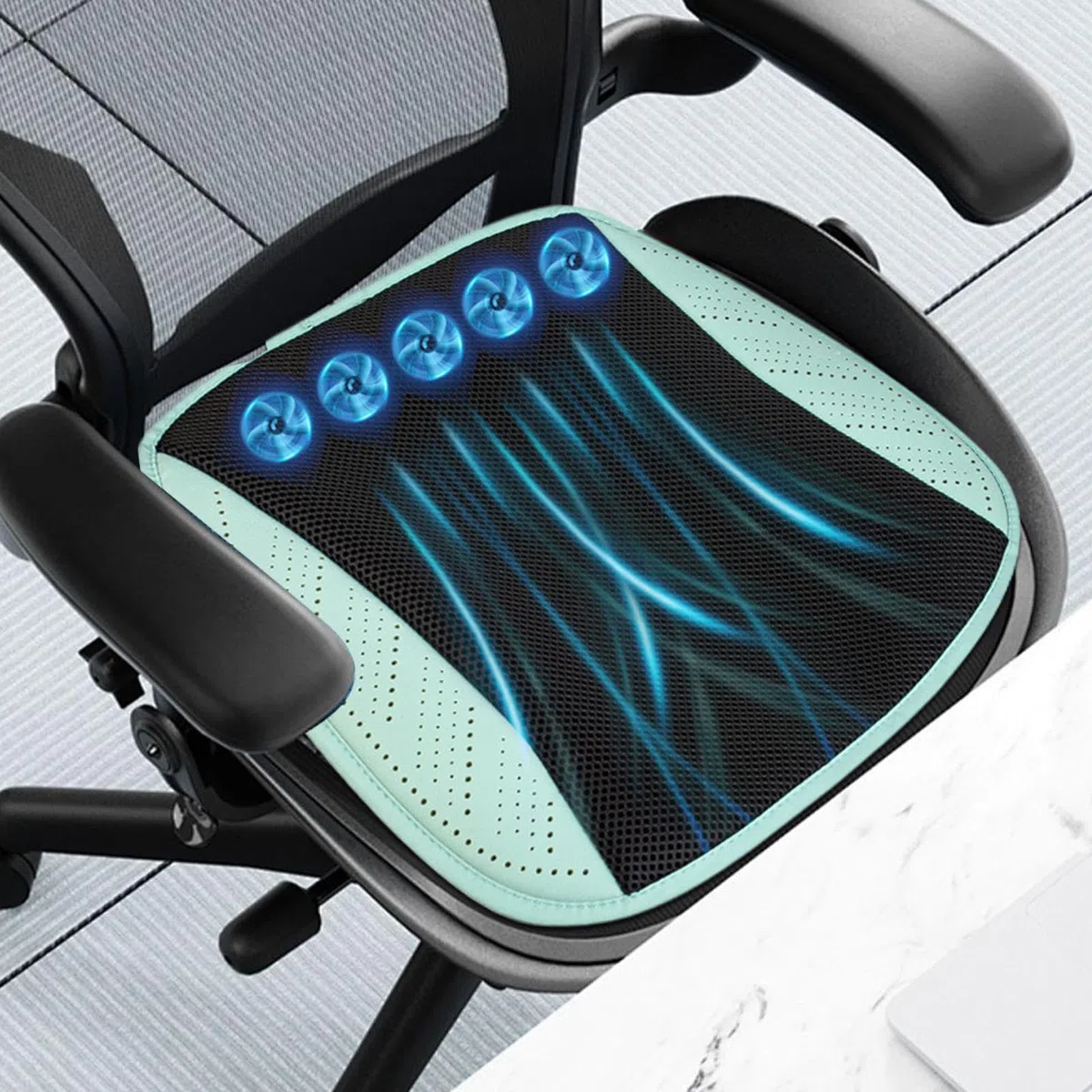 Almohadilla de refrigeración para asiento de coche, cojín de refrigeración para asiento delantero de coche, ventilado, 8 ventiladores incluidos, alfombrilla de malla de seda helada, silenciosa para