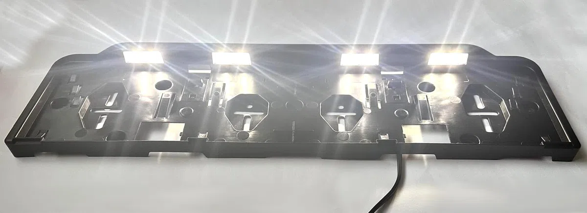 2X Soporte de matrícula con iluminación LED – Universal 12–36V – Homologación E9 / ECE R10 – IP68 – para Coches Camiones remolques y maquinaria agrícola