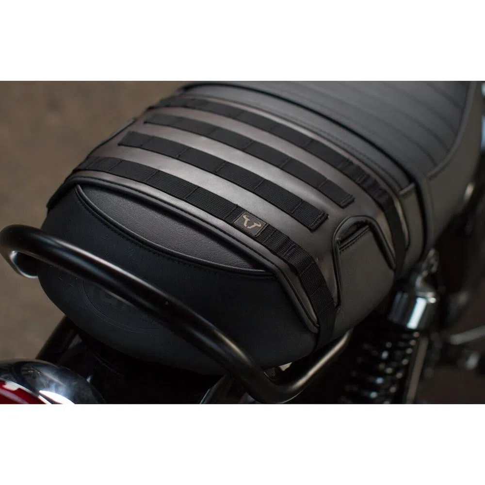 BC.hta.00.403.10000 - Soporte para alforjas con Correas en Asiento Legend Gear SLS ls1/ls2